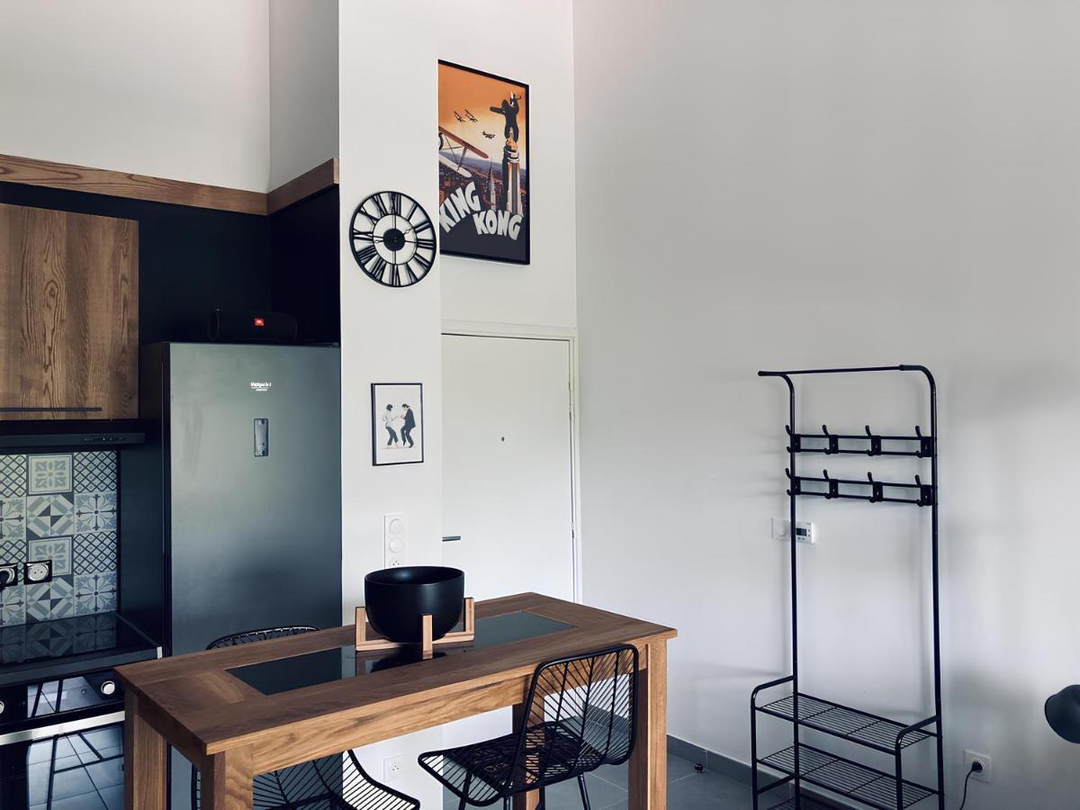 Appartement Design Au Coeur De Montpellier Avec Parking Prive Esterno foto